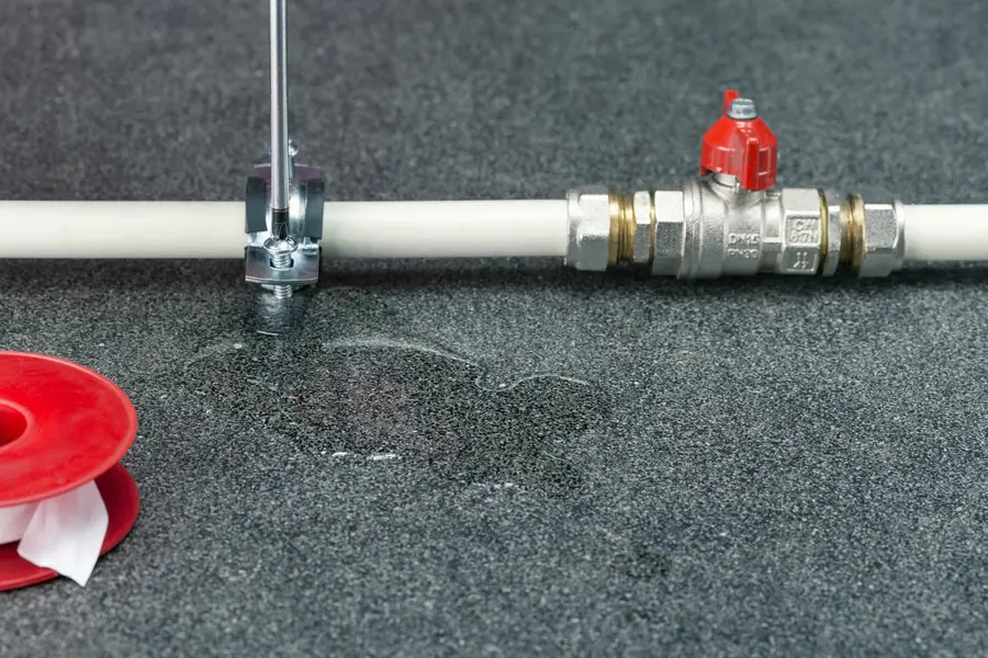 How Professional Leak Repair Prevents Water Damage in Bakersfield, CA