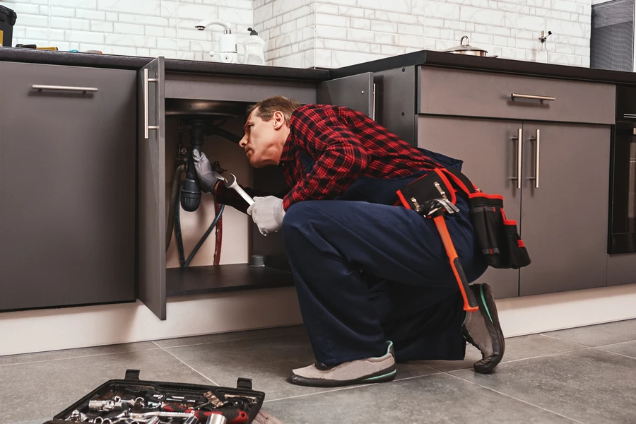 Understanding The Process Of Underground Leak Detection in Bakersfield, CA